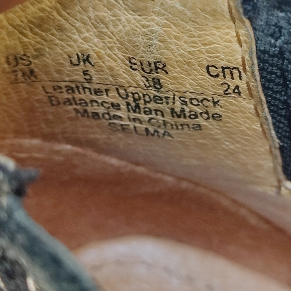 Naya Selma Black Sparkle Suede Leather Buckle Western Ankle Boots Size 7M - Picture 9 of 9